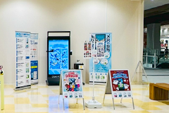 イーアス沖縄豊崎3Fの特設スペースにOSHI POSTERが登場！